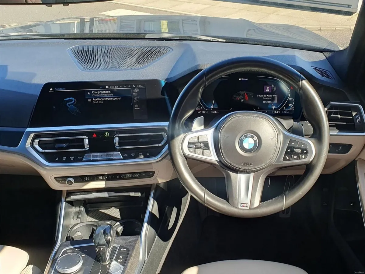 BMW 3-Series 330e M Sport Saloon - Image 5