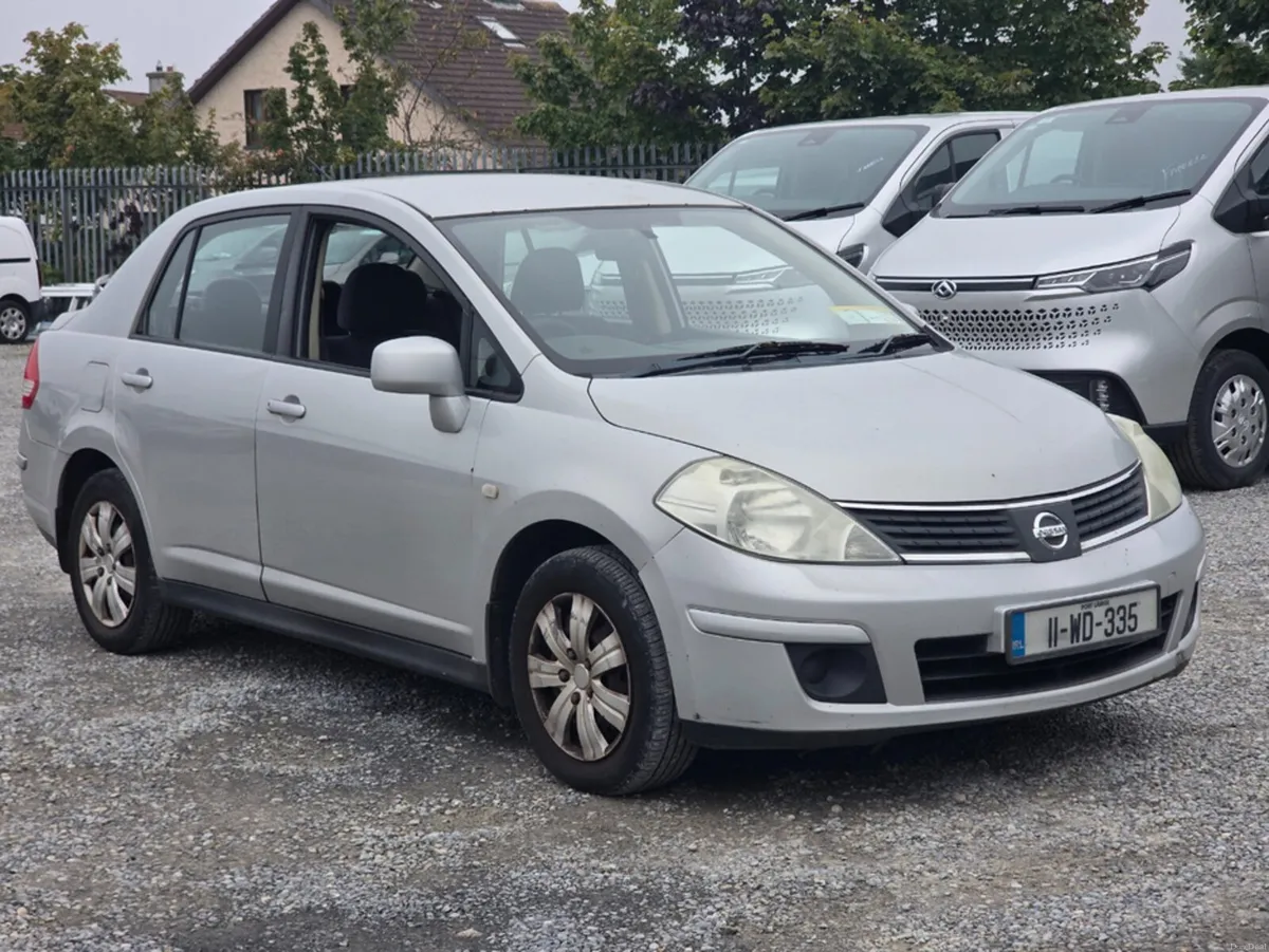 Nissan Tiida 1.6 SE 4DR - Image 1