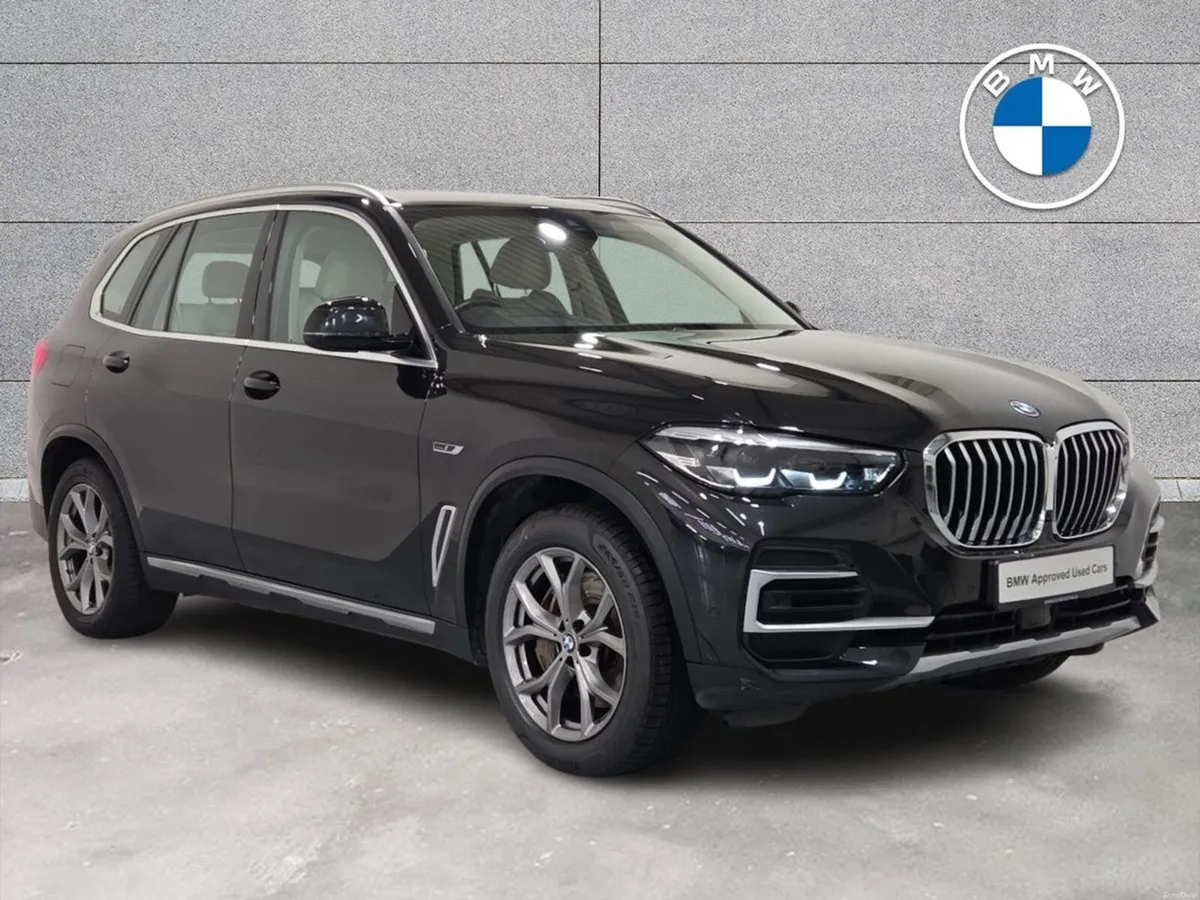 BMW X5 xDrive45e xLine - Image 1