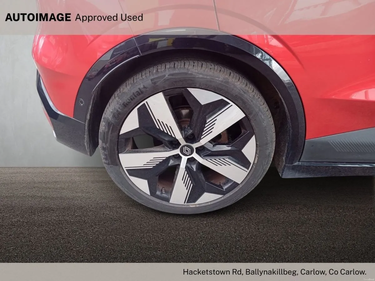 Renault Megane E-Tech EV60 220hp Techno - Image 4