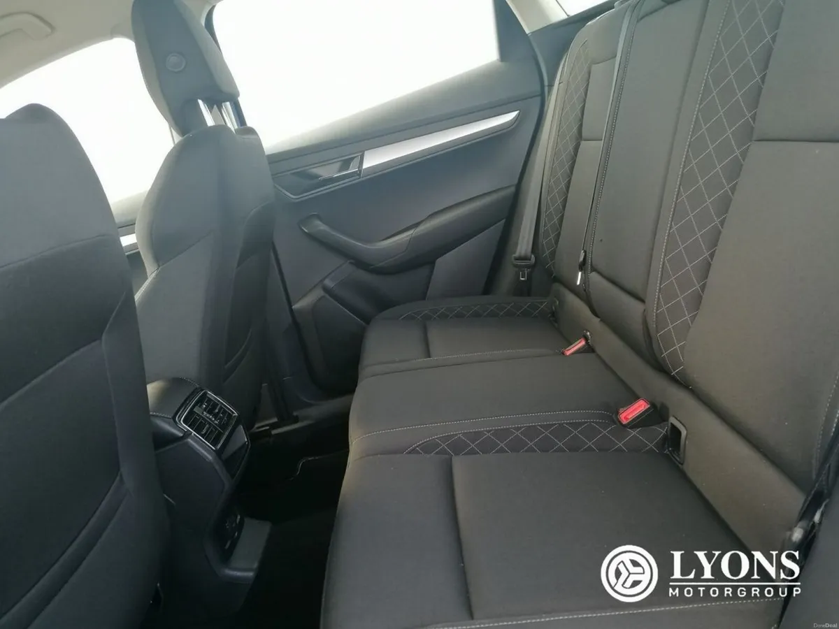 Skoda Karoq 2.0TDI 115HP Ambition - Image 5