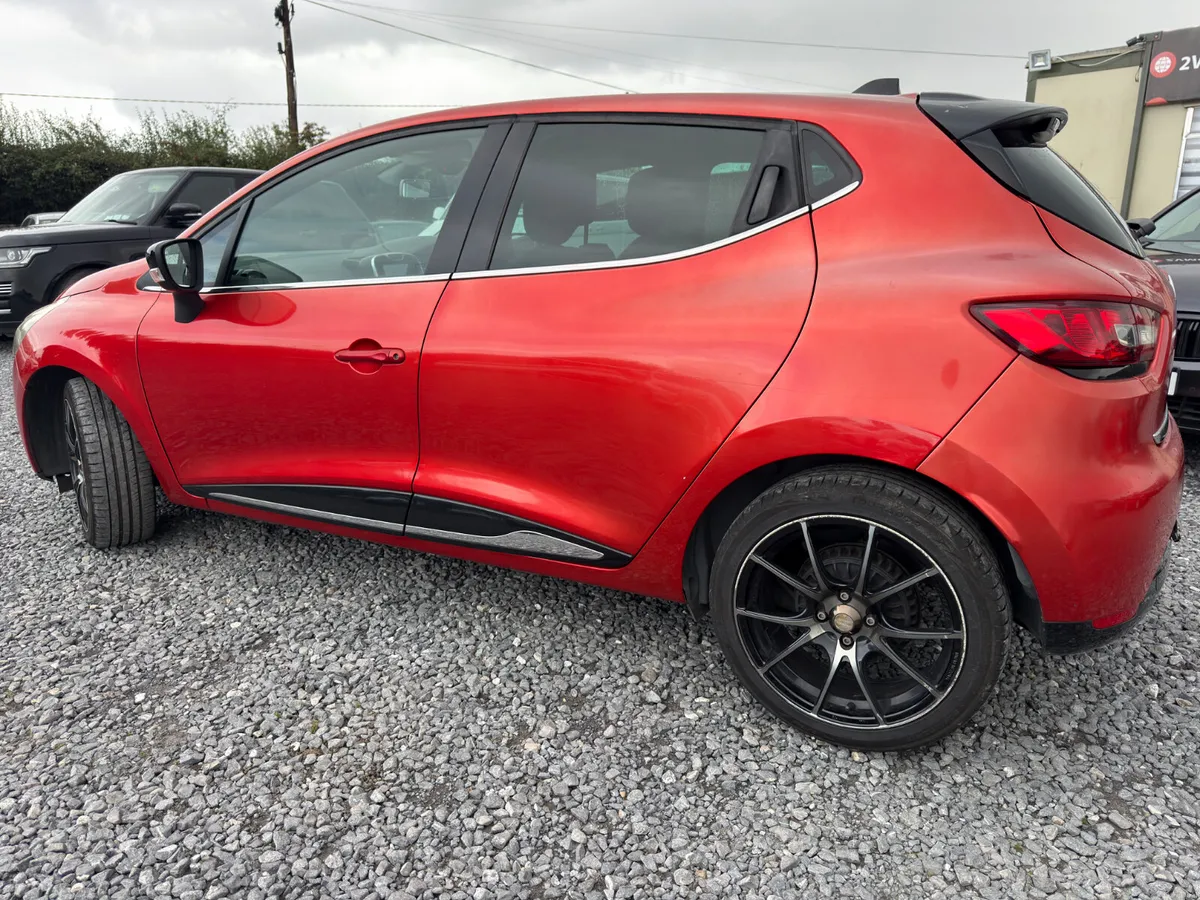 🔵 Renault Clio 1.2 Petrol Automatic Low Km - Image 3