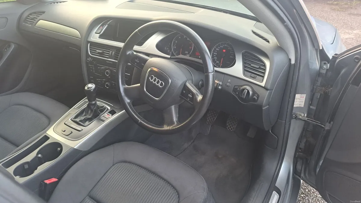 Audi A4 2008 - Image 5