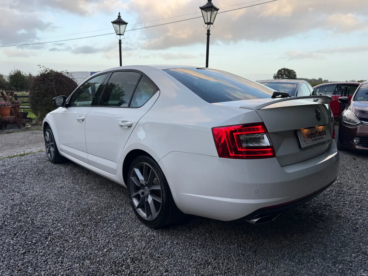 Skoda VRS 2015 2.0 TDI 184 HP - Image 5