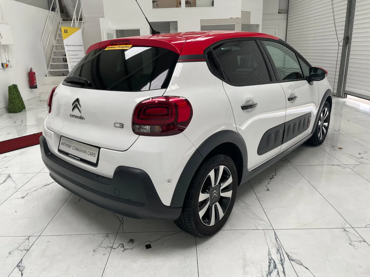 2017 Citroen C3 Shine 1.2 Auto - Image 3