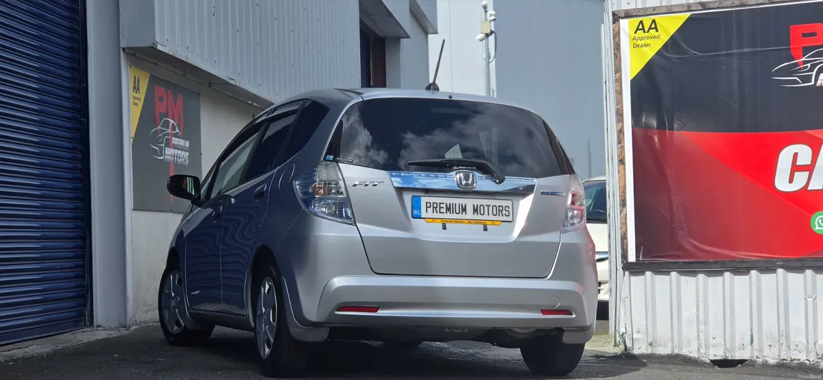 Honda Fit Hybrid Low Mileage - Image 4