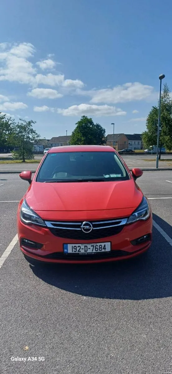Opel Astra 1.6 CDTI 110PS NCT 09-07-2027, Taxed. - Image 1