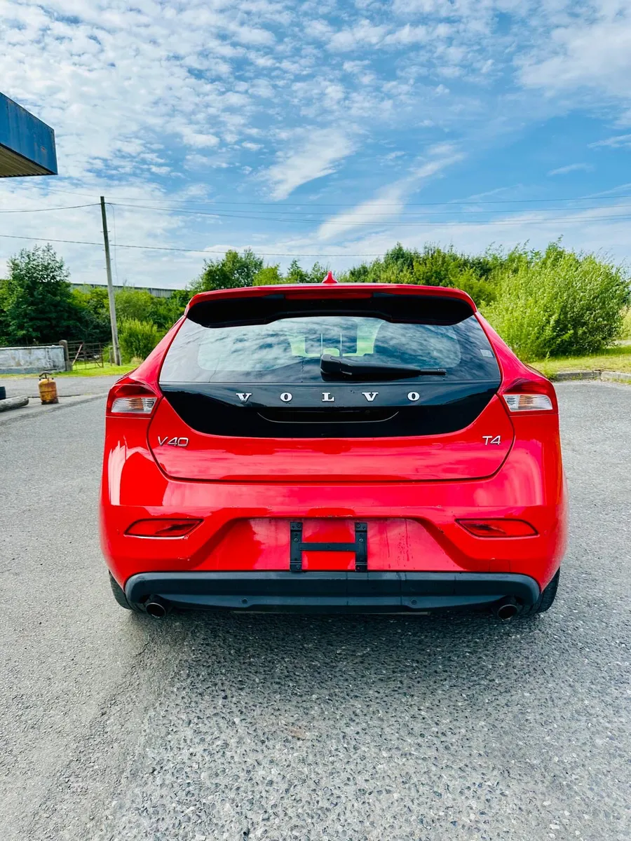 Volvo V40 2015 1.6 T2 ES AUTOMATIC VERY LOW MILEAG - Image 5