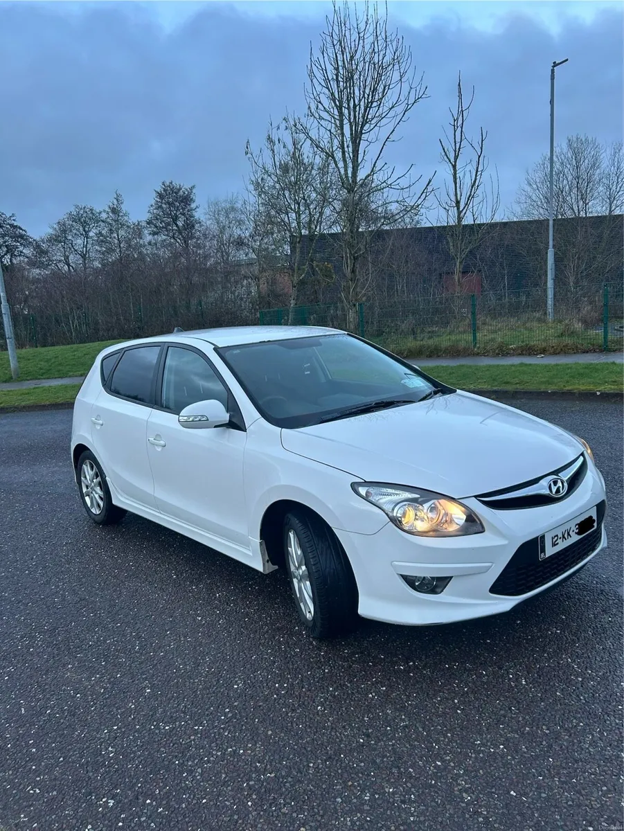 Car - Image 2