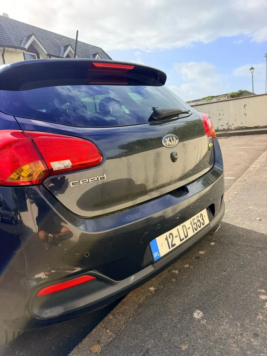 Kia Ceed 2012 1.6 diesel - Image 4