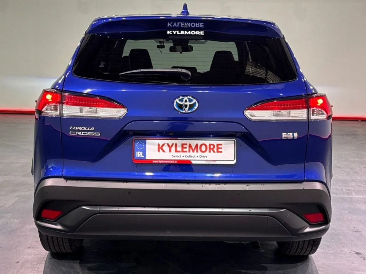 Toyota Corolla Cross HYBRID 1.8L PETROL AUTOMATIC - Image 3