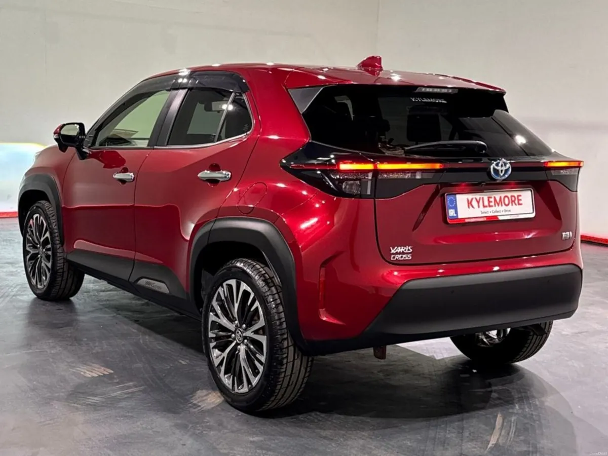 Toyota Yaris Cross HYBRID 1.5L AUTOMATIC - Z MODEL - Image 5