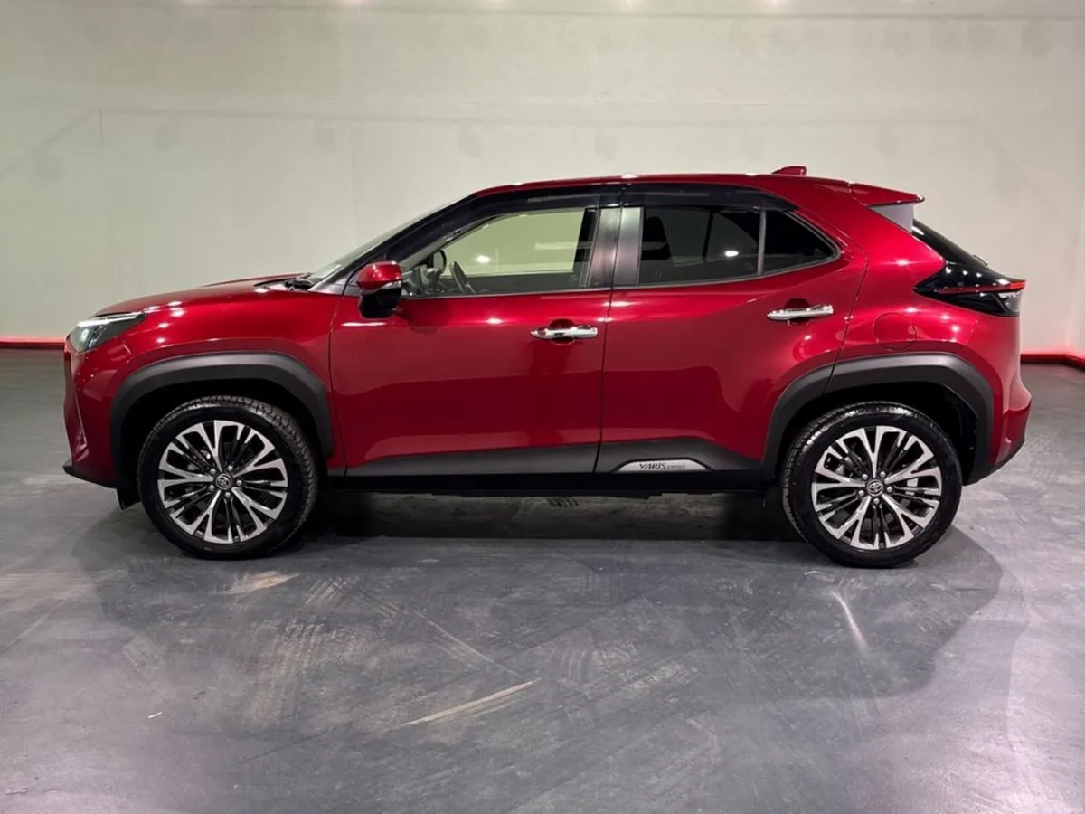 Toyota Yaris Cross HYBRID 1.5L AUTOMATIC - Z MODEL - Image 6