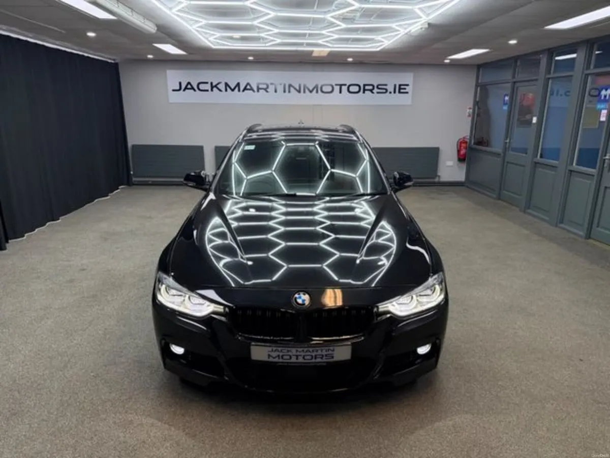 BMW 3-Series 320D Touring M Sport - Image 2