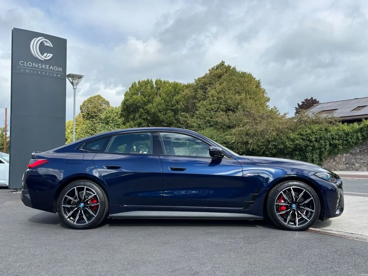BMW i4 EDRIVE40 M SPORT, PAN ROOF, PRO PACK, LASER - Image 2