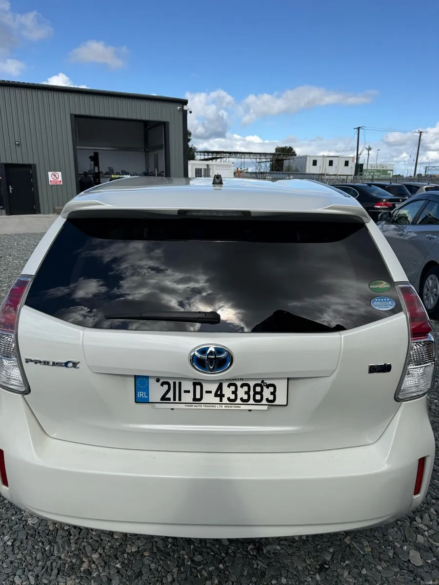 Toyota Prius Plus(5 seater) automatic hybrid - Image 4