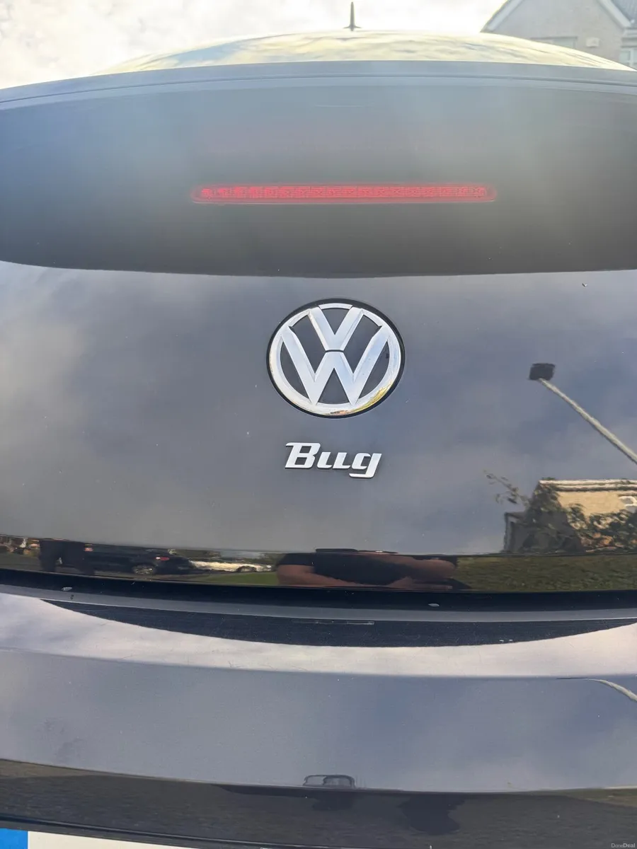 Volkswagen Beetle 2015 - Image 2