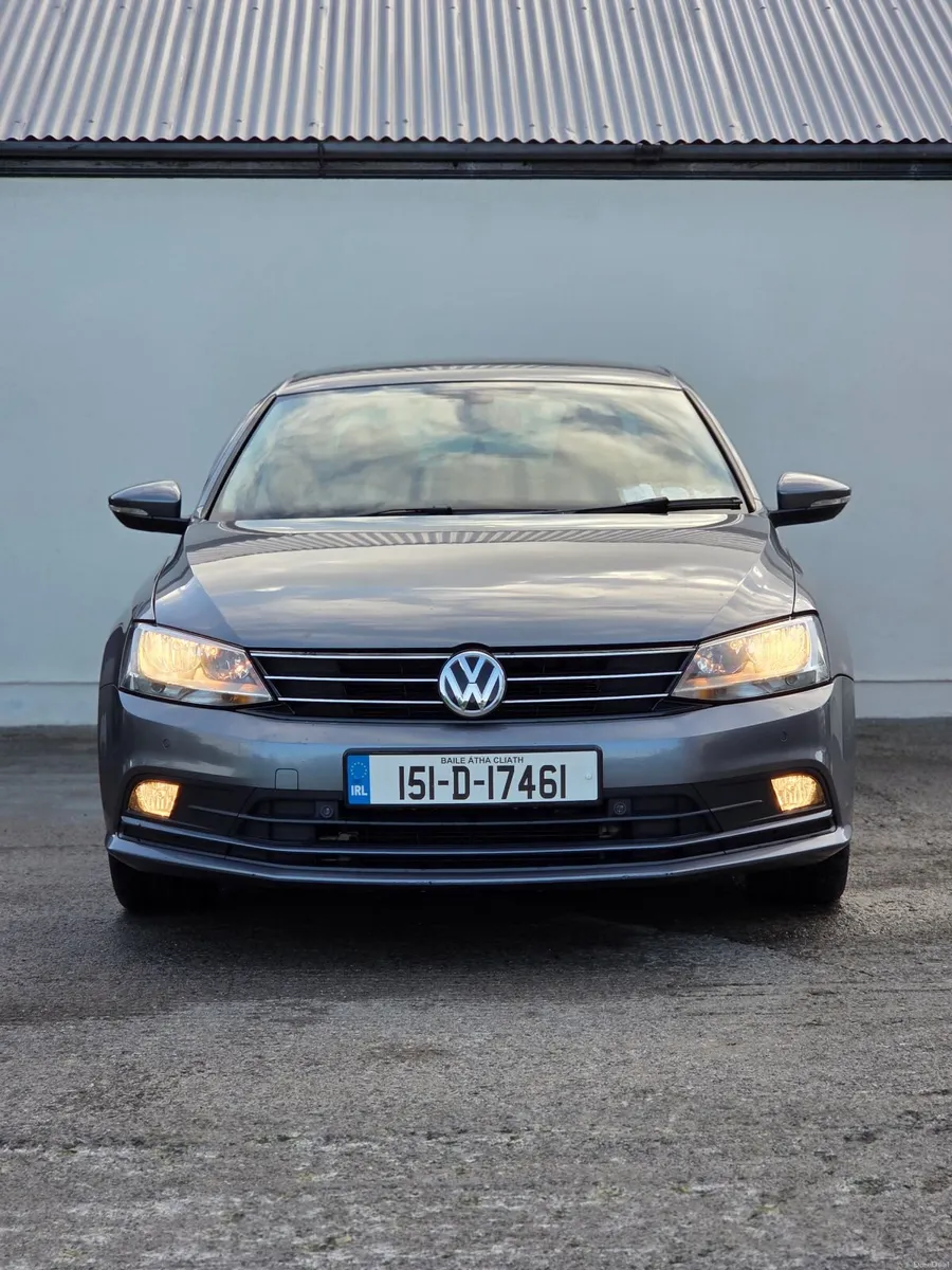 Volkswagen Jetta 2015 - Image 3