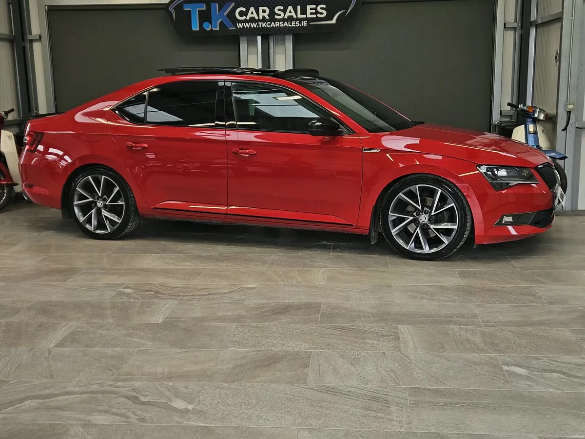 19 SKODA SUPERB SPORTLINE 2.0 DIESEL - Image 1