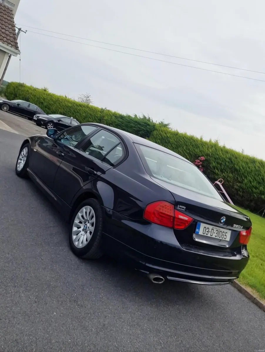 2009 bmw 320d - Image 5