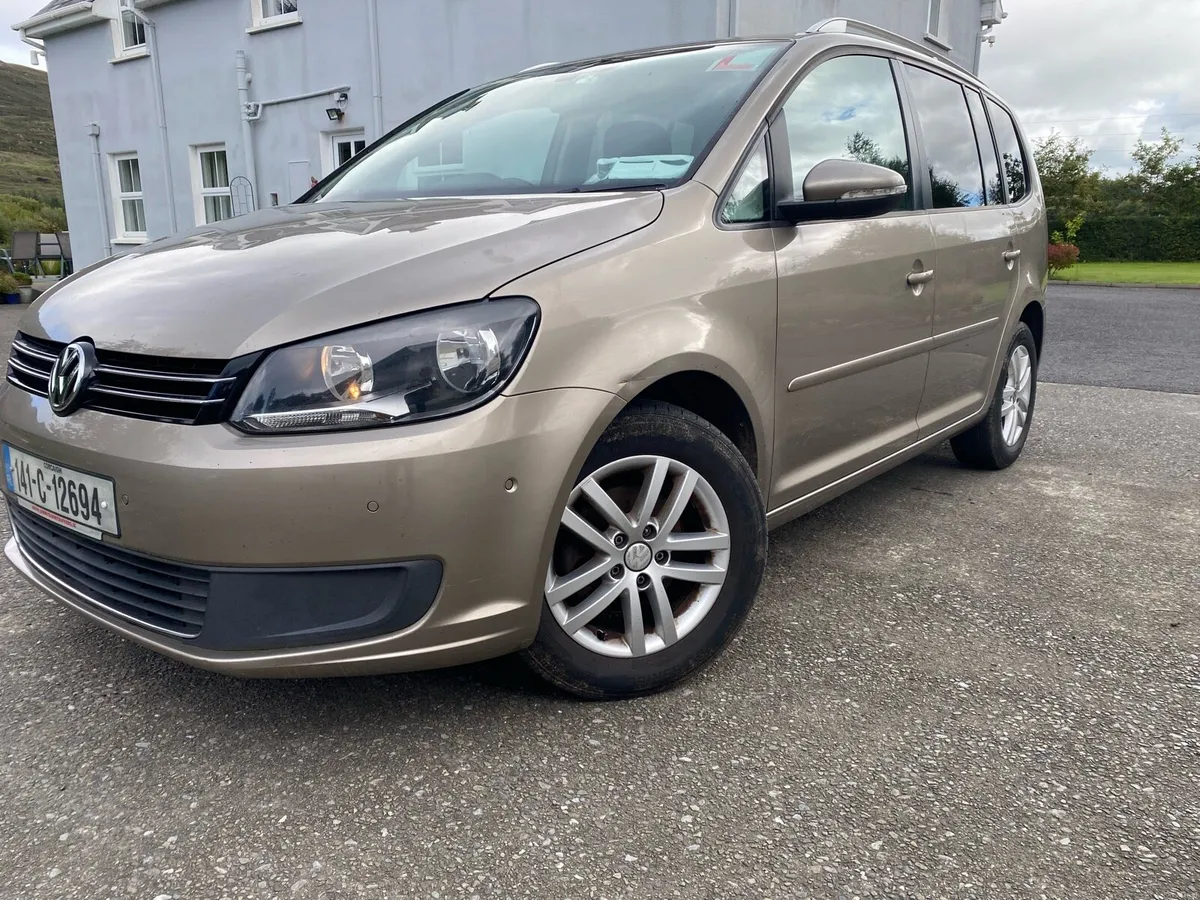 Volkswagen touran - Image 4