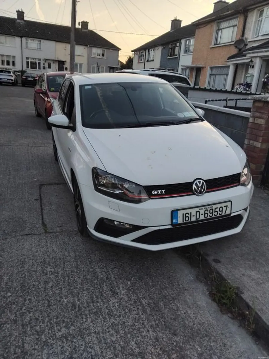 2016 Volkswagen Polo - Image 3