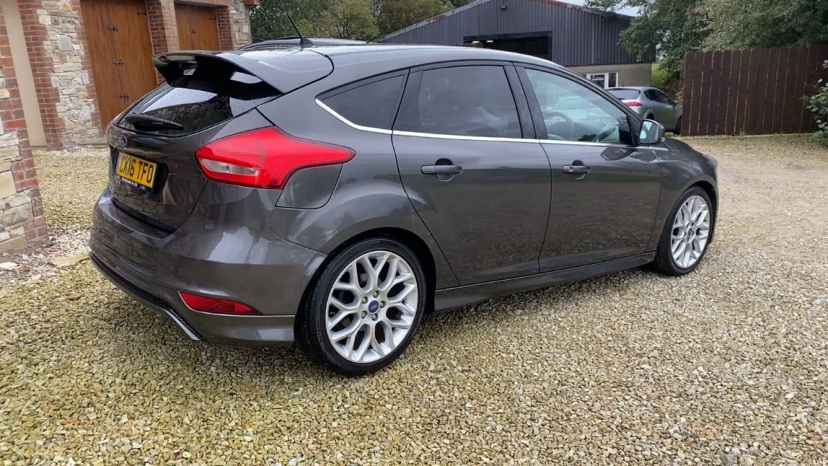 2016 FORD FOCUS 1.5 TDCI ST-LINE  VRT INCLUDED - Image 2