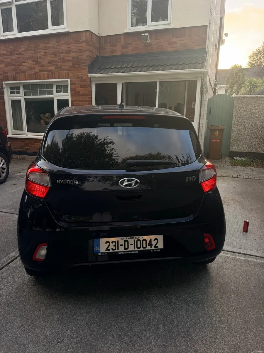 Hyundai i10 Deluxe 5DR - Image 5