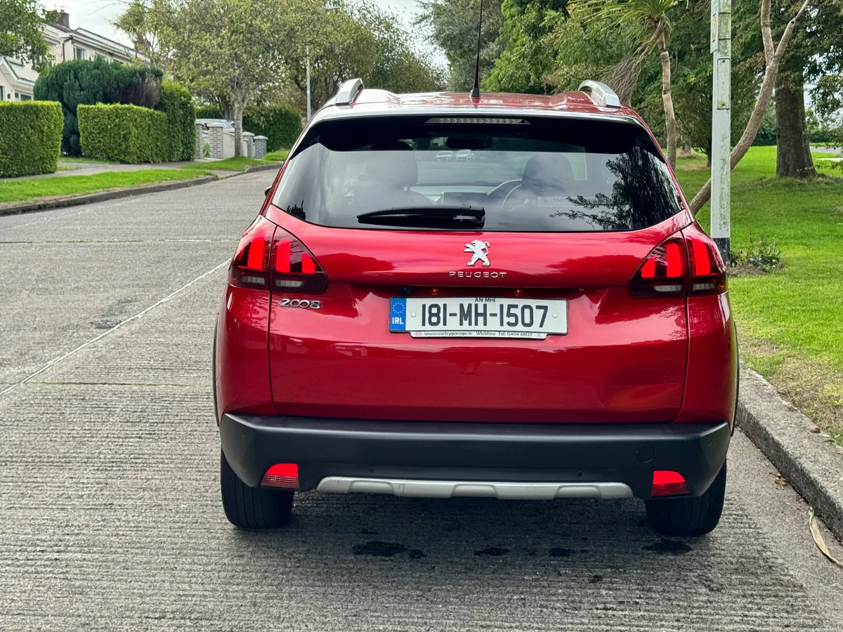 181 Peugeot 2008 1.2 Petrol Auto GLASS ROOF - Image 4