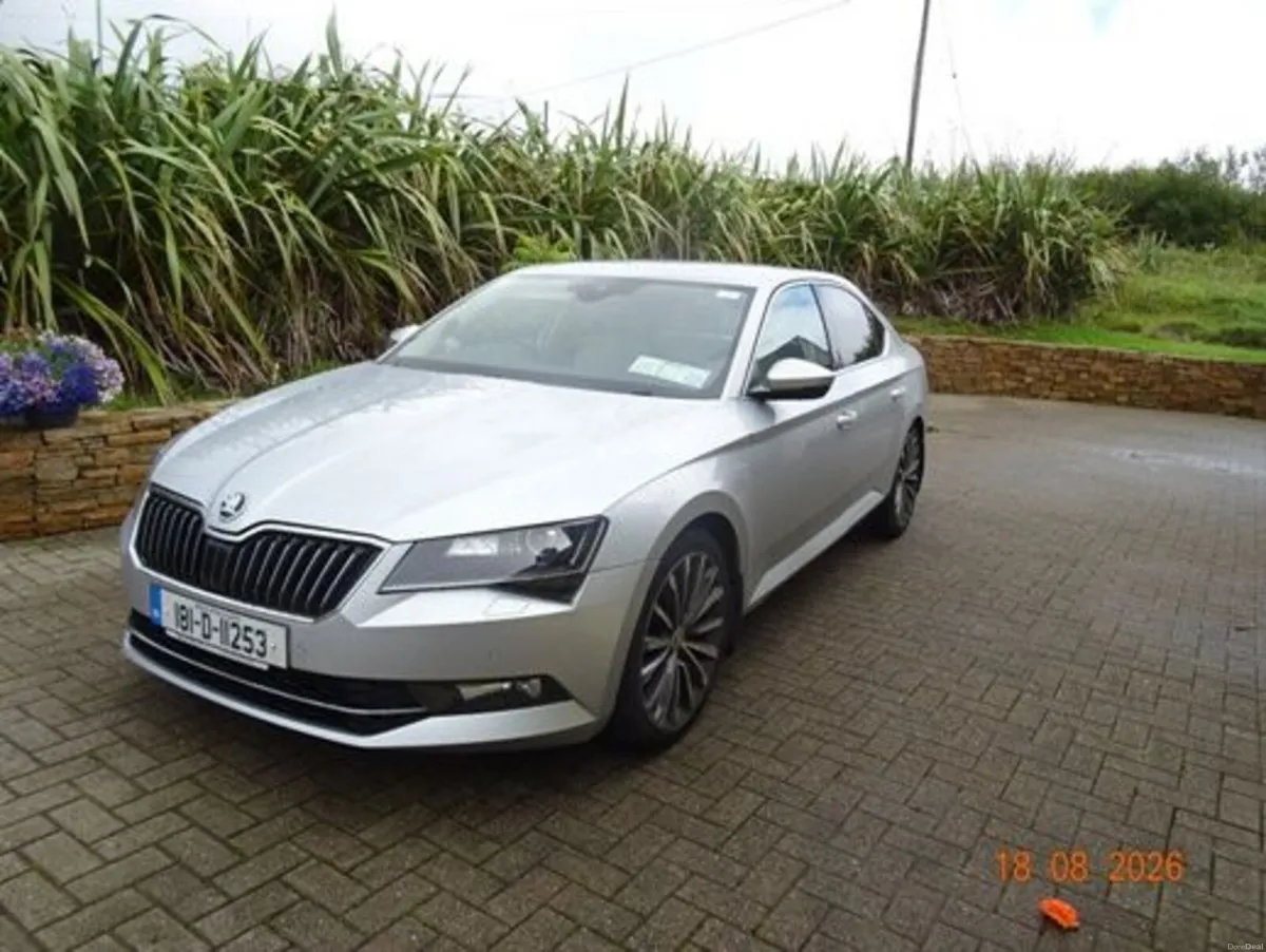Skoda Superb 2018 - Image 2