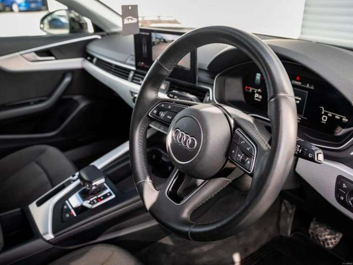 Audi A4 AVANT TDI TECHNIK - Image 6