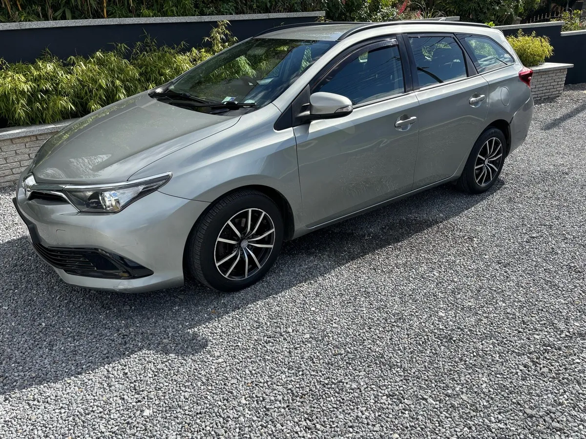 TOYOTA AURIS 2015 *NEW NCT* - Image 2