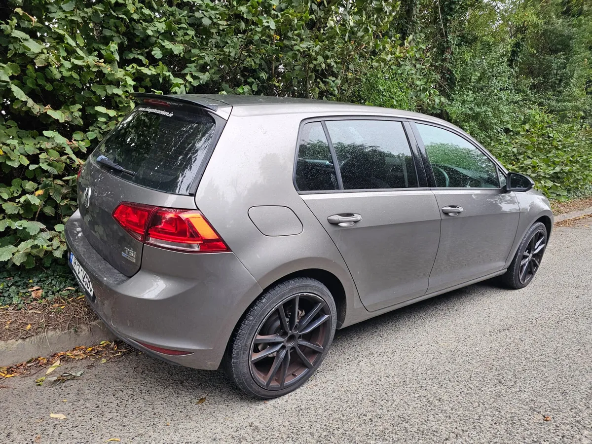 €5990 Volkswagen Golf 2014 petrol ⛽️ 1.2L €5990 - Image 3