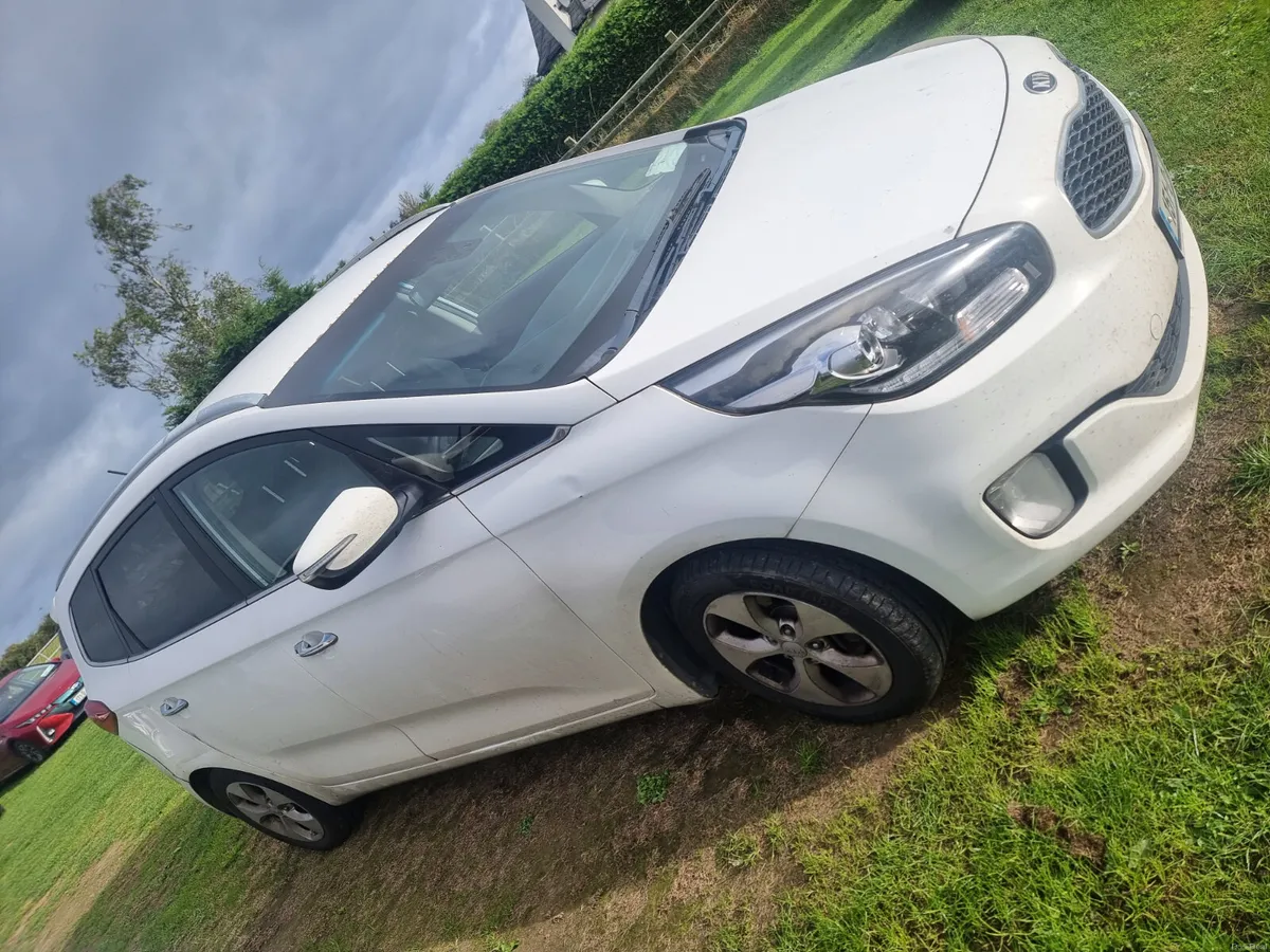 Kia Carens 2015 diesel ⛽️  absolute bargain €3650 - Image 4