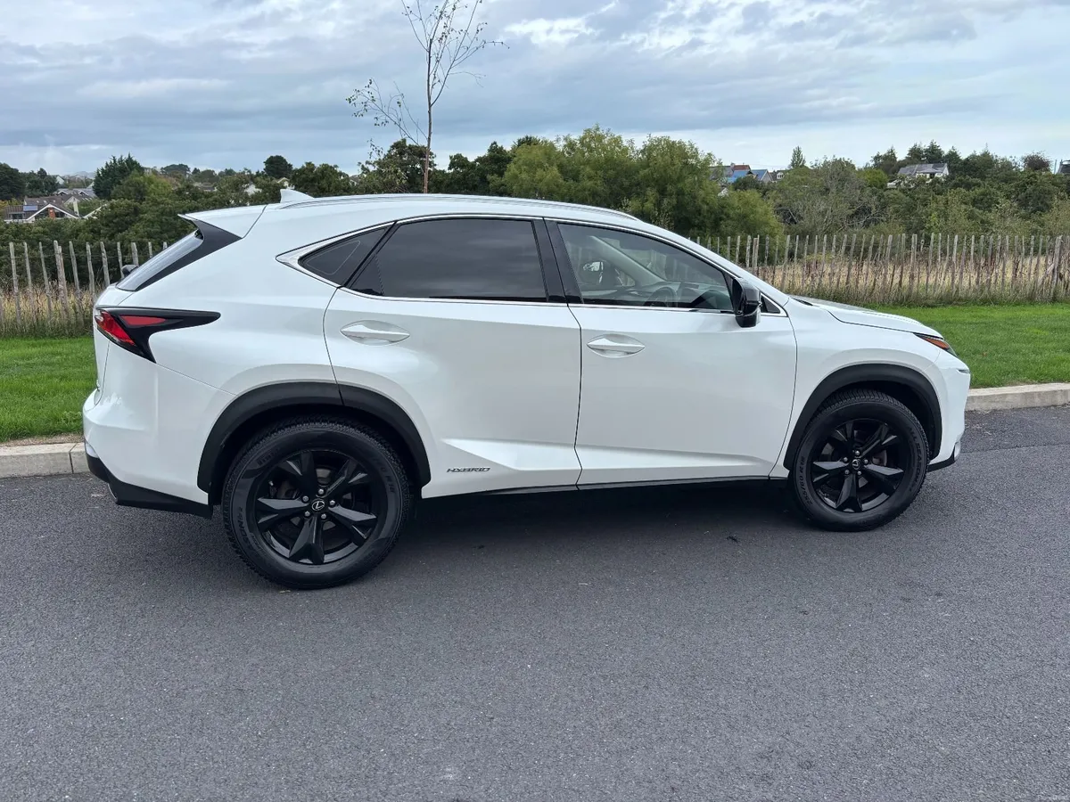 Lexus NX 2017 - Image 2