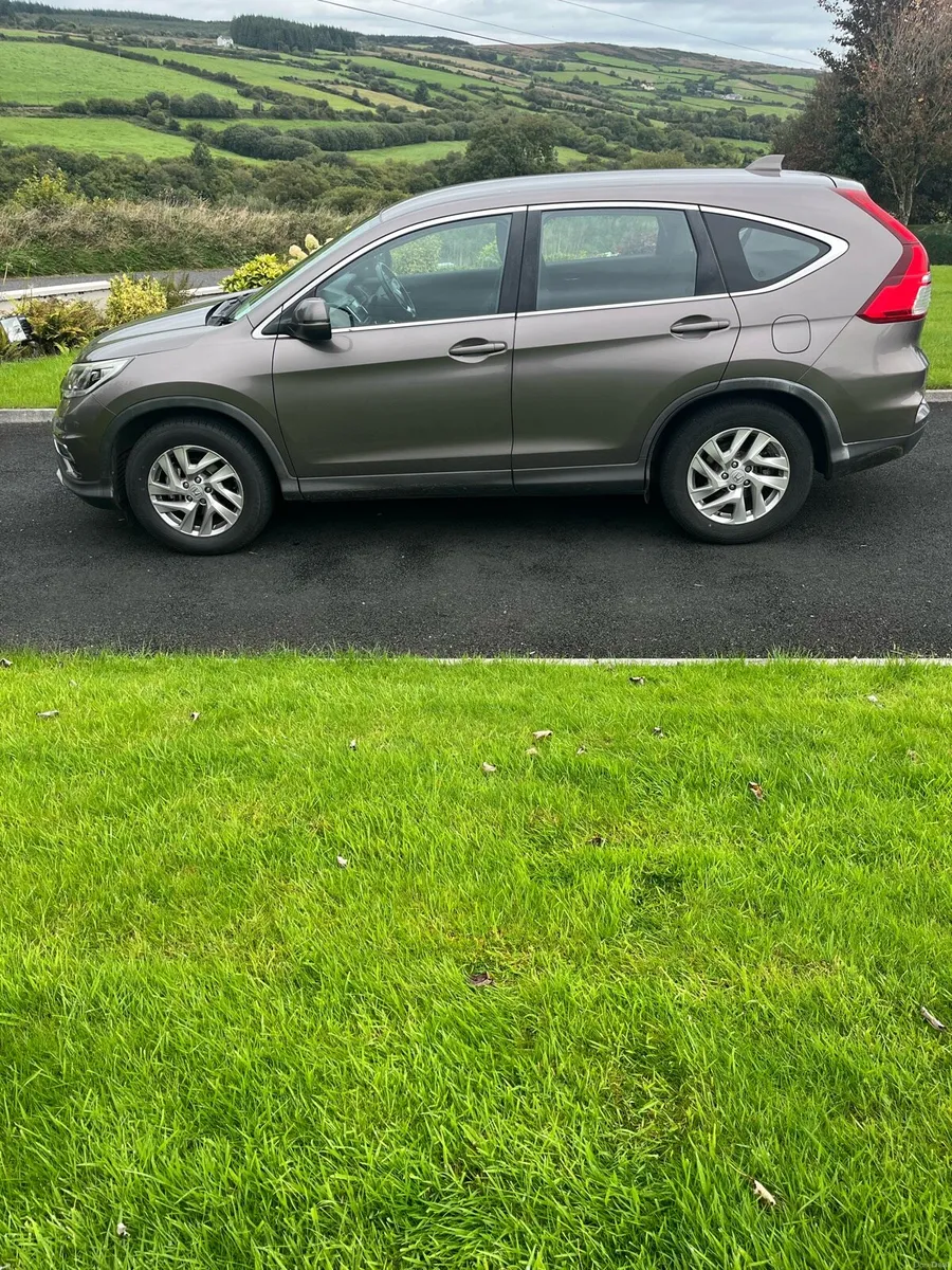 Car - Image 1