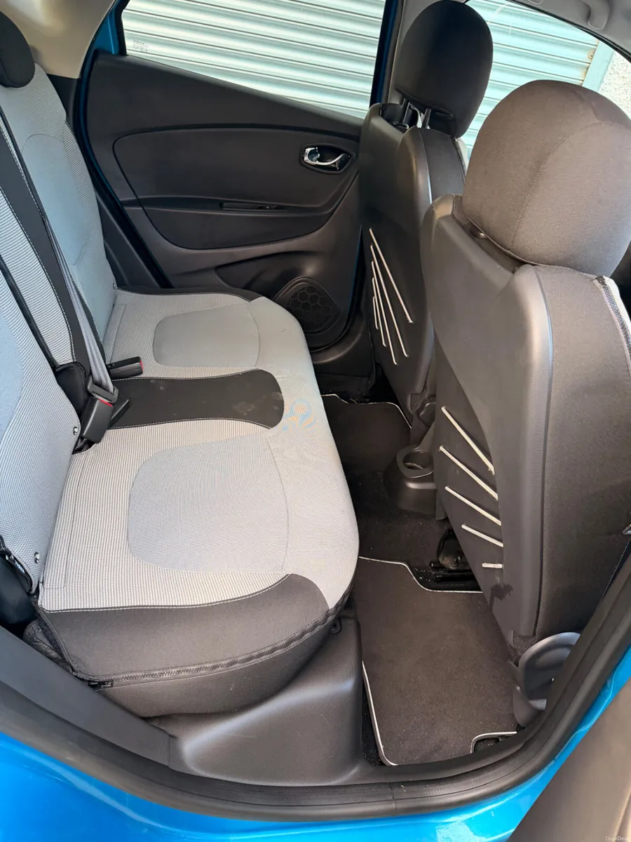 RENAULT CAPTUR 2016 1.2 AUTOMATIC - Image 5