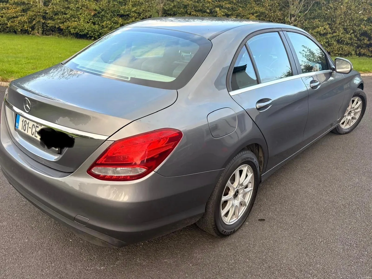Mercedes-Benz C200 SE-2018 - Image 3