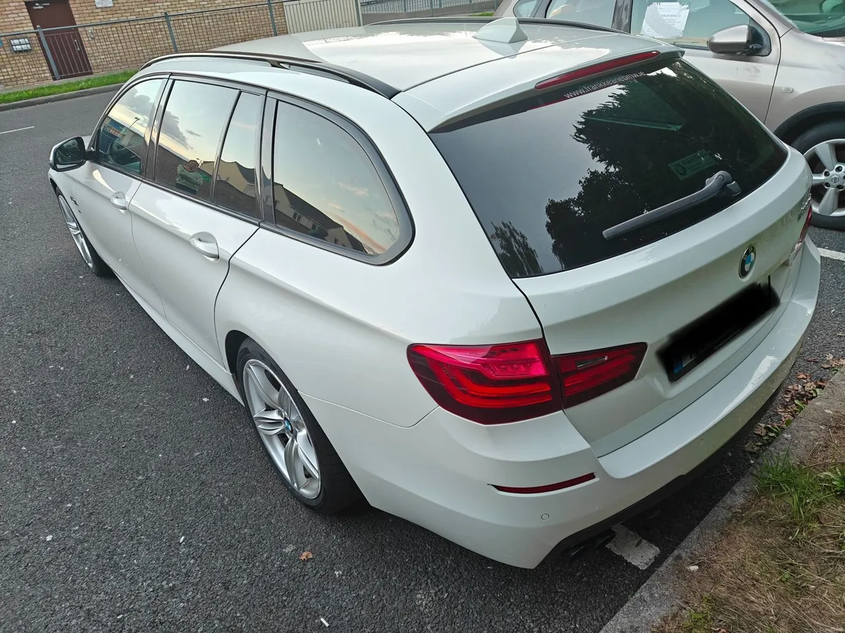 BMW 5-Series 2017 - Image 2