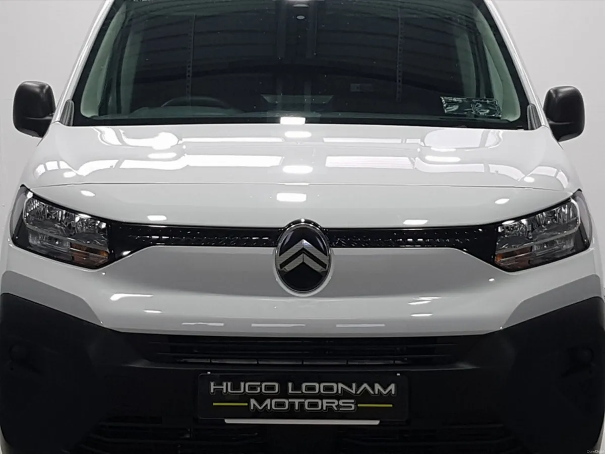 Citroen Berlingo LX PLUS BLUEHDI 100 LWB 1.0T M - Image 2