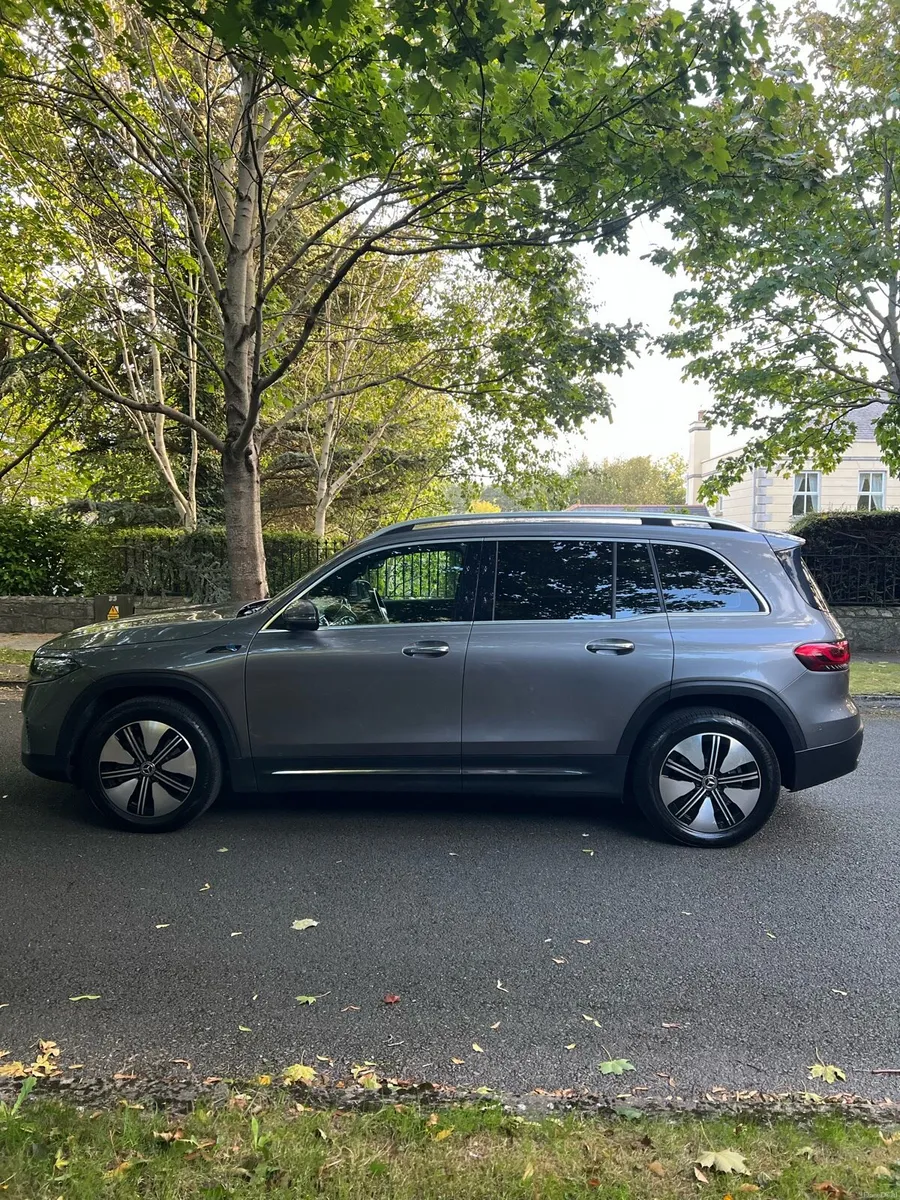 Mercedes EQB300 (PREMIUM PLUS)(NEW NCT) - Image 2
