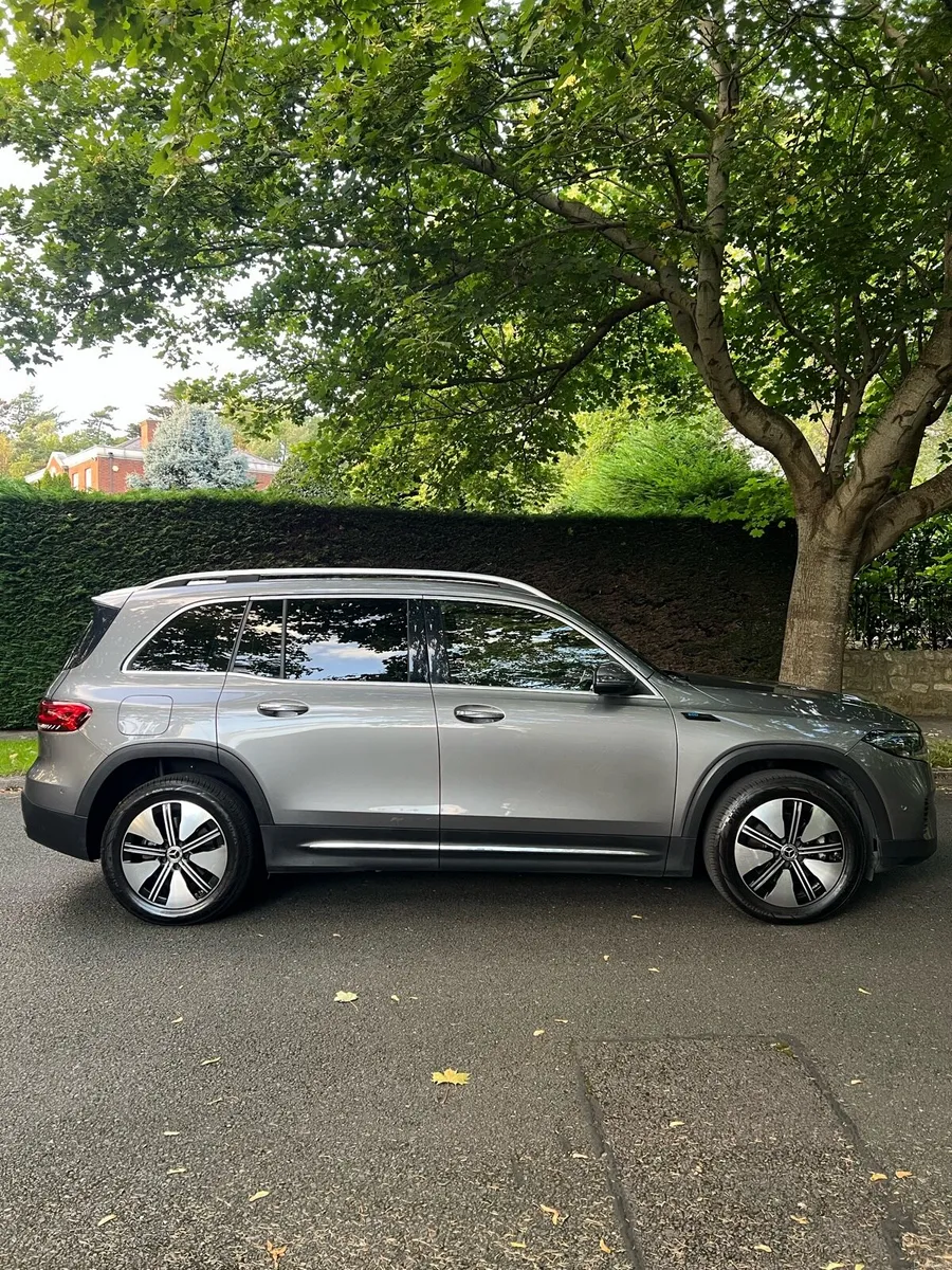 Mercedes EQB300 (PREMIUM PLUS)(NEW NCT) - Image 5