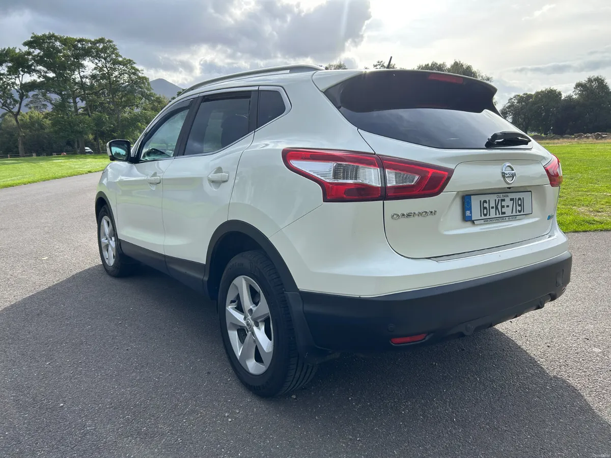 2016 Nissan Qashqai 1.5dci..New NCT, Service & Tax - Image 4