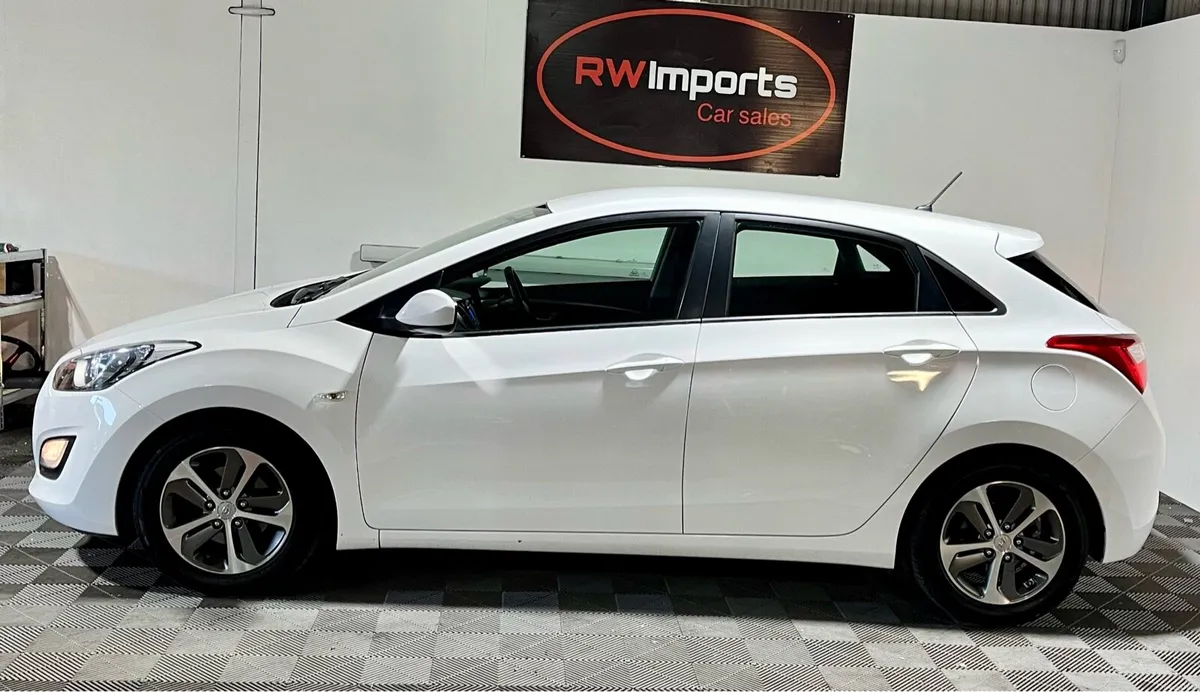 Hyundai i30 Low Milage NCT & Tax - Image 3