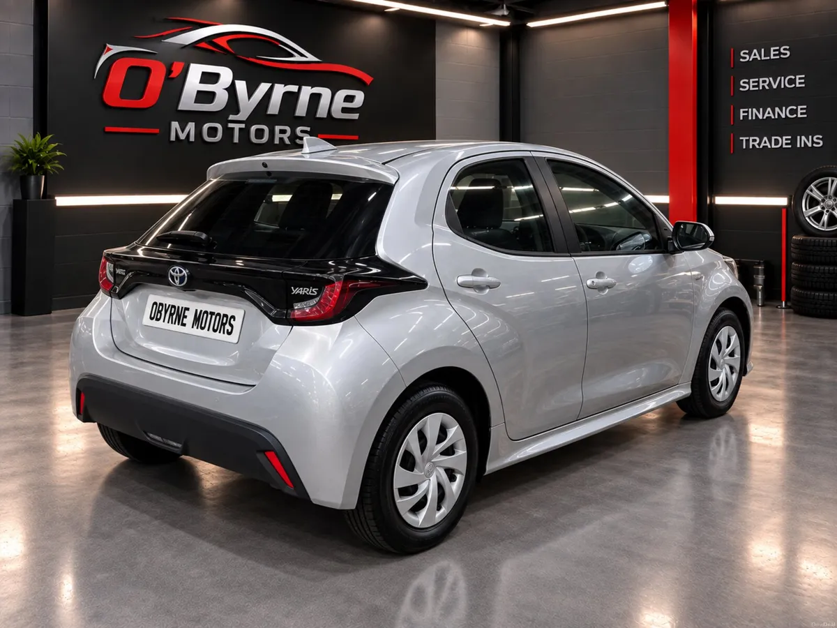 Toyota Yaris 1.0 Auto - Image 3
