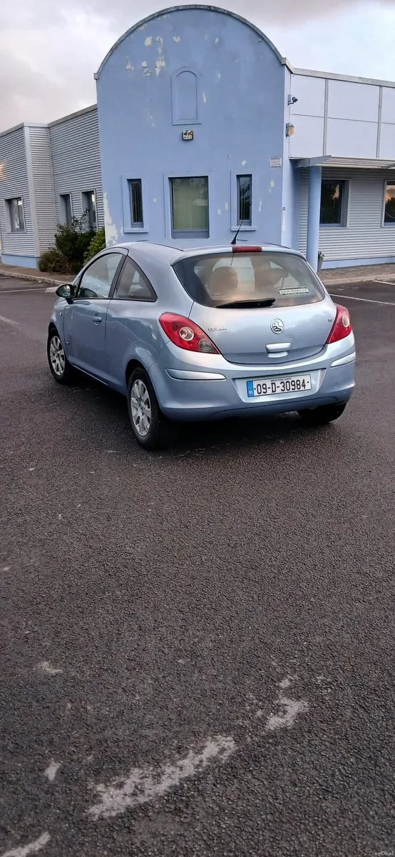 09 VAUXHALL CORSA 1.4 DESIGN 16V TWINPORT 3DR
1.4 - Image 4