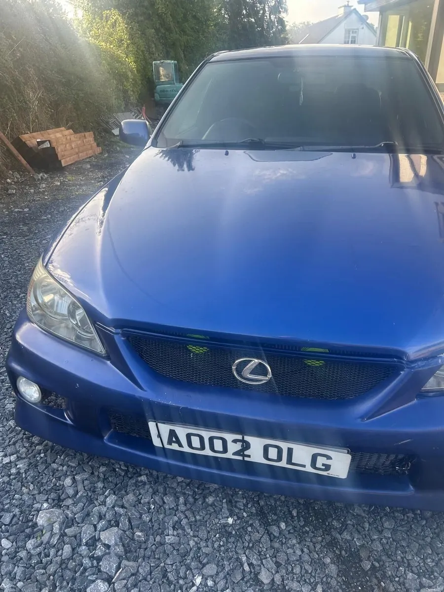 Lexus IS 2002 - Image 3