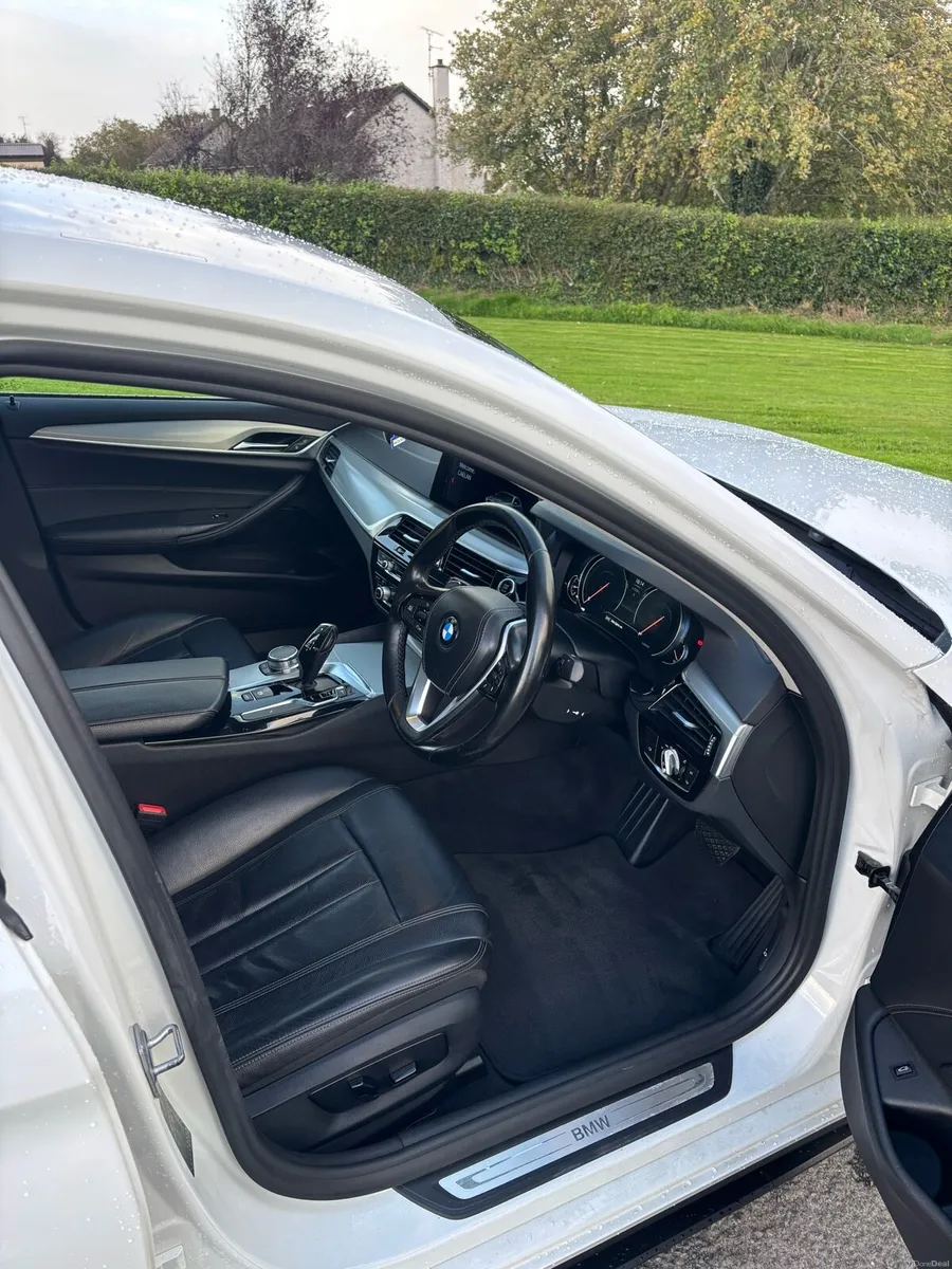 2017 BMW 520d SE Auto | 224,000km | 20” Alloys - Image 6