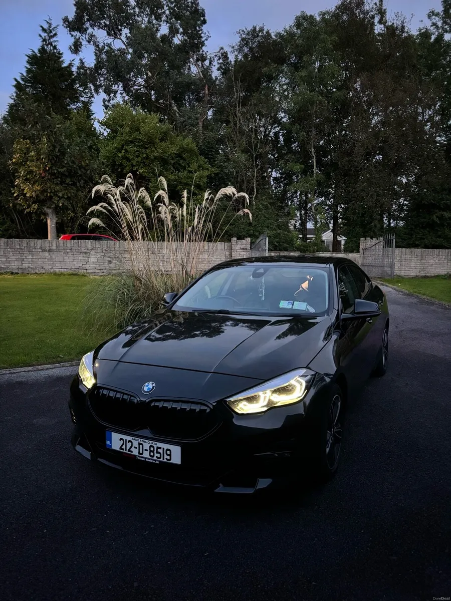 BMW 2-Series - Image 1
