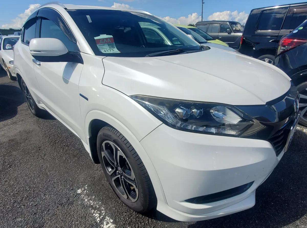 Honda Vezel 2017 | Automatic | Arriving end of 26 - Image 1